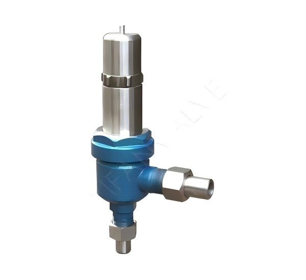 Welded slightly-open type high-pressure safety valve