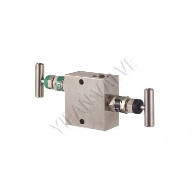 Two-valve group