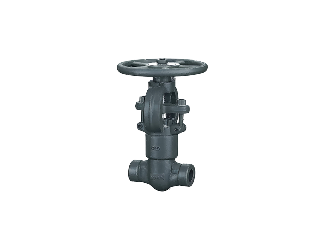 Forged steel self-sealing globe valve